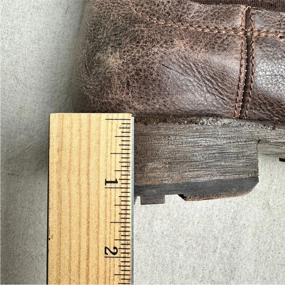 John Fluevog Chelsea Boots Brown Distressed Leather Pull On Women’s Size 8W - Picture 12 of 16